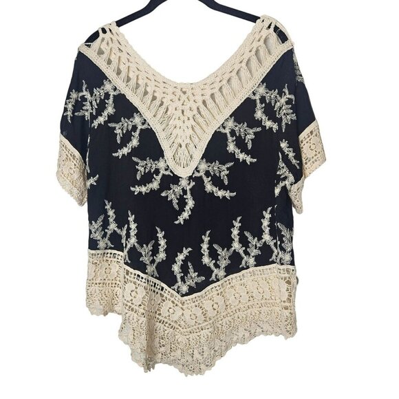 Solitaire Womens Black Cream Crochet Lace Blouse Rayon Cotton Hand Wash Only M - Picture 2 of 8